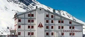 Hotel Cristallo