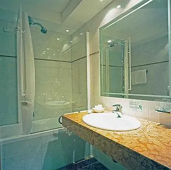 Cristallo Hotel