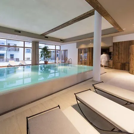 Cristallo Hotel 4*